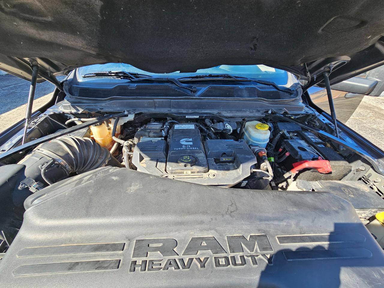 RAM 3500 Chassis Cab Tradesman 2WD Crew Cab 60" CA 172.4" WB 2022