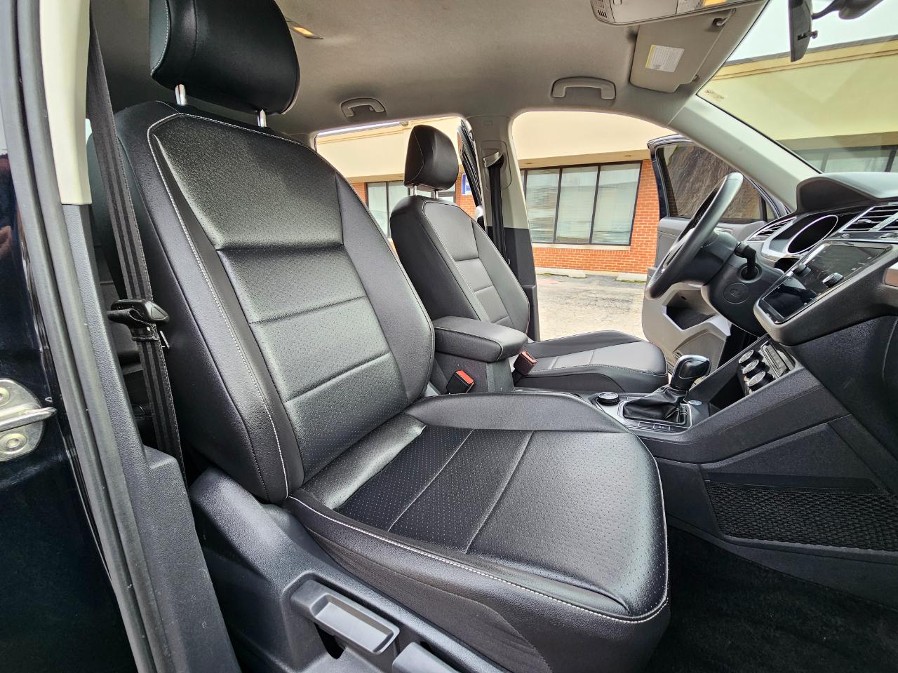 Volkswagen Tiguan 2.0T SE R-Line Black 4MOTION 2021