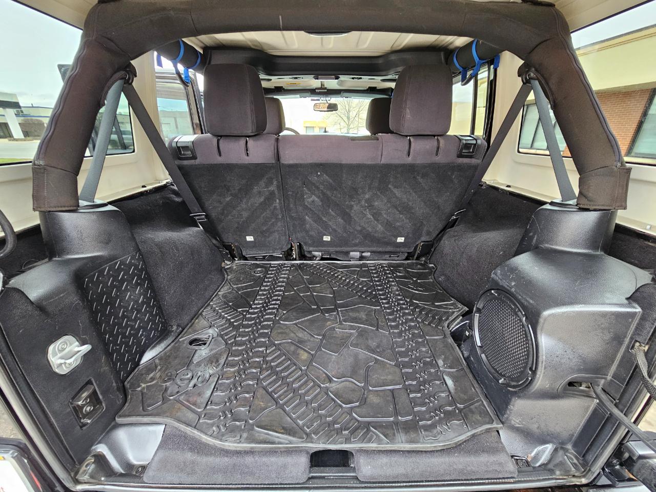 Jeep Wrangler Unlimited 4WD 4dr Sport 2013