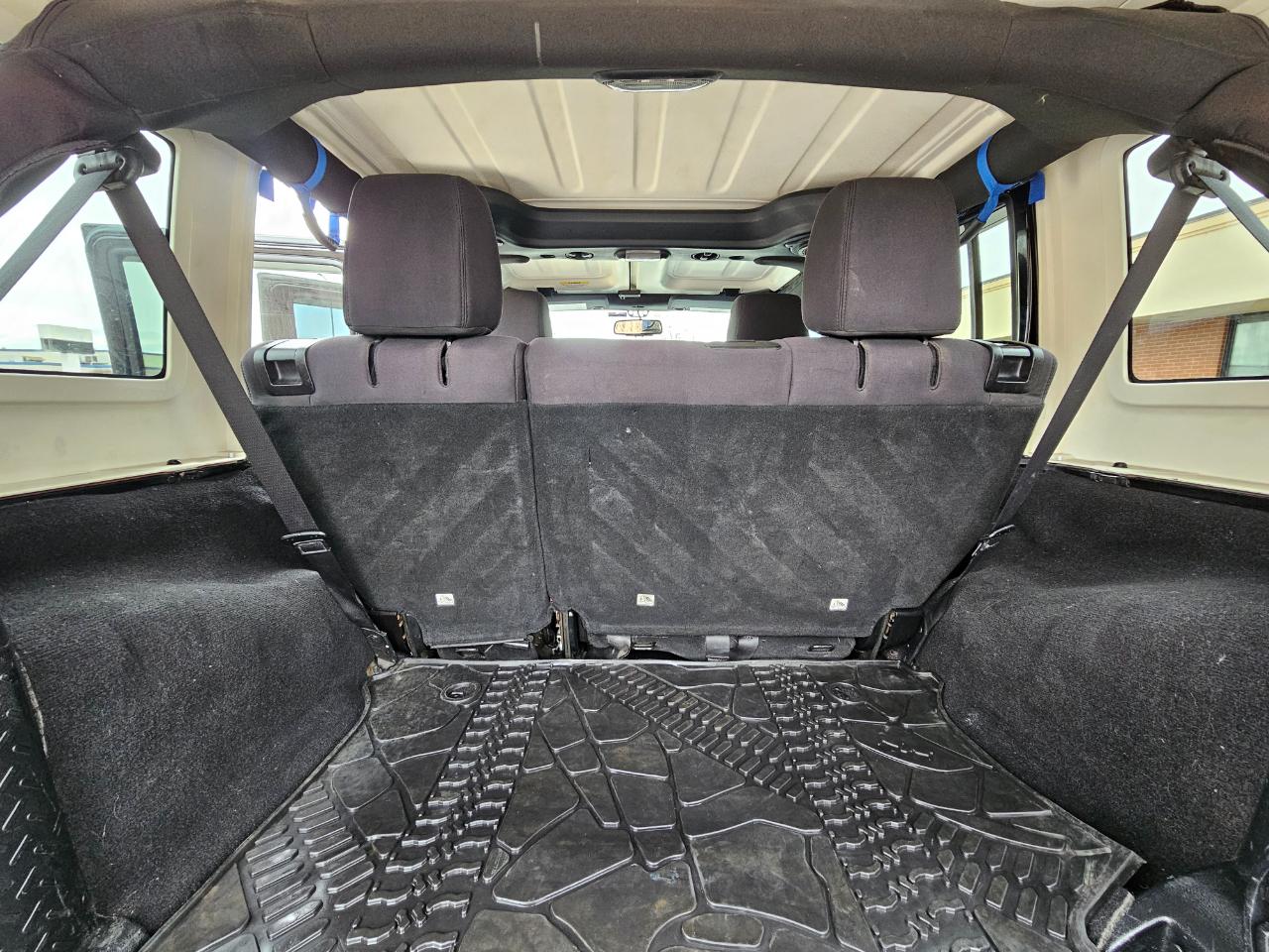 Jeep Wrangler Unlimited 4WD 4dr Sport 2013