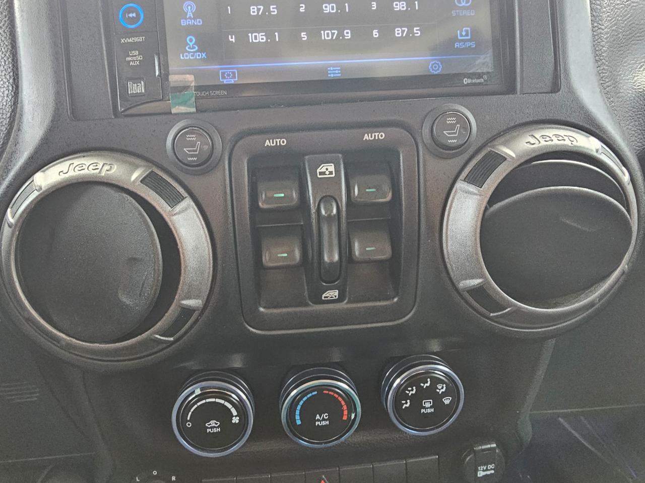 Jeep Wrangler Unlimited 4WD 4dr Sport 2013