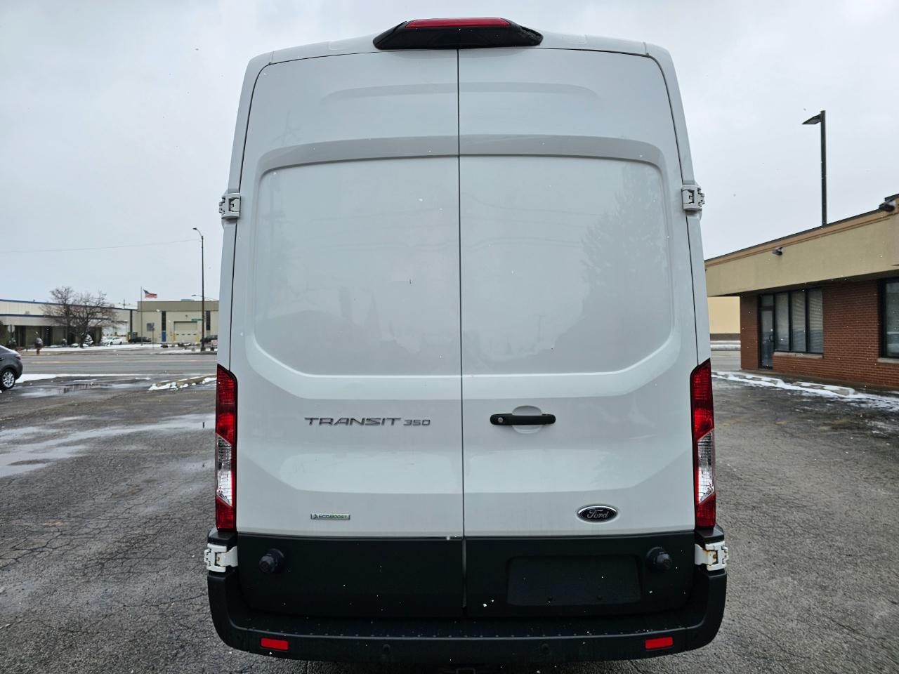 Ford Transit Van T-350 148" EL Hi Rf 9500 GVWR Sliding RH Dr 2018