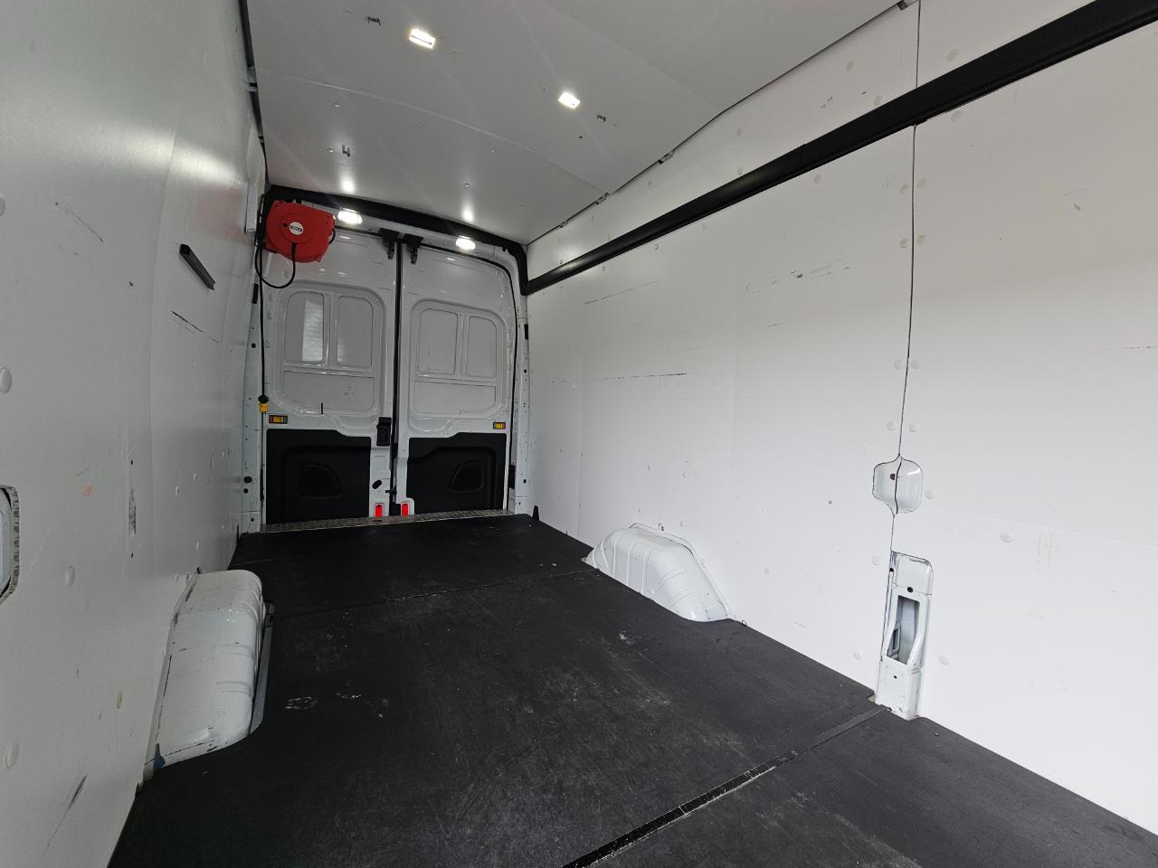 Ford Transit Van T-350 148" EL Hi Rf 9500 GVWR Sliding RH Dr 2018