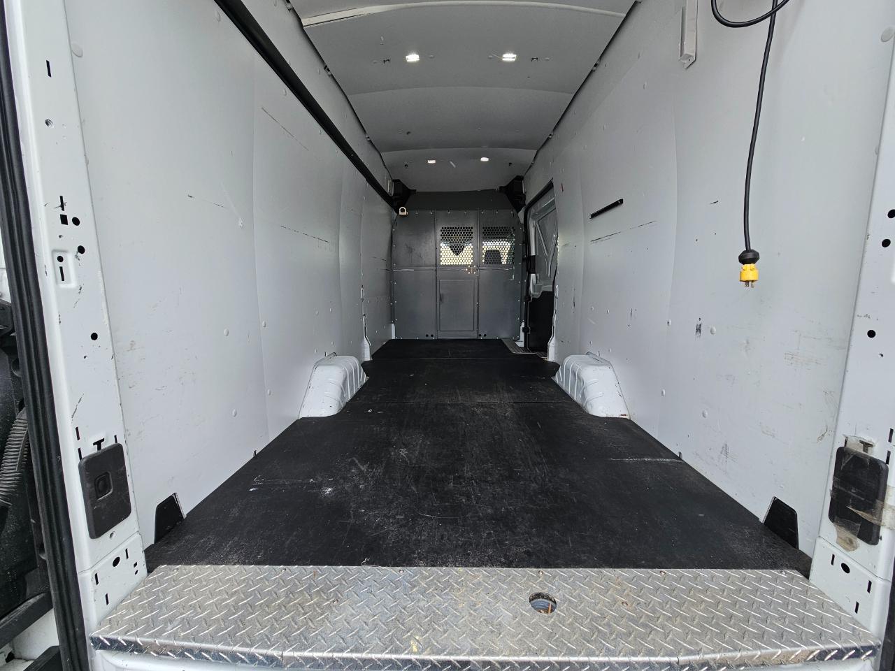 Ford Transit Van T-350 148" EL Hi Rf 9500 GVWR Sliding RH Dr 2018