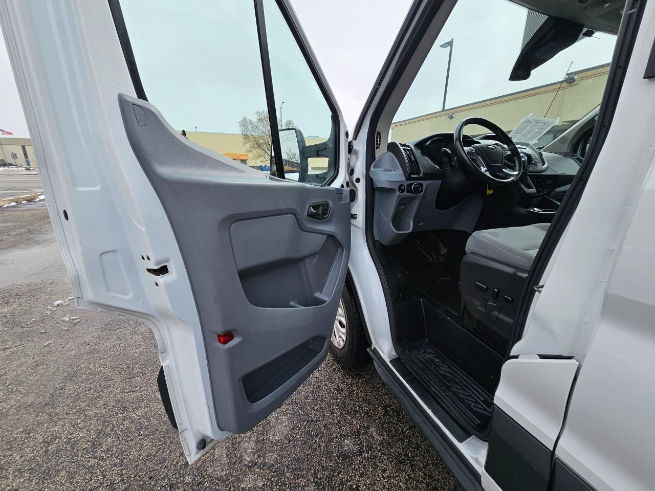 Ford Transit Van T-350 148" EL Hi Rf 9500 GVWR Sliding RH Dr 2018