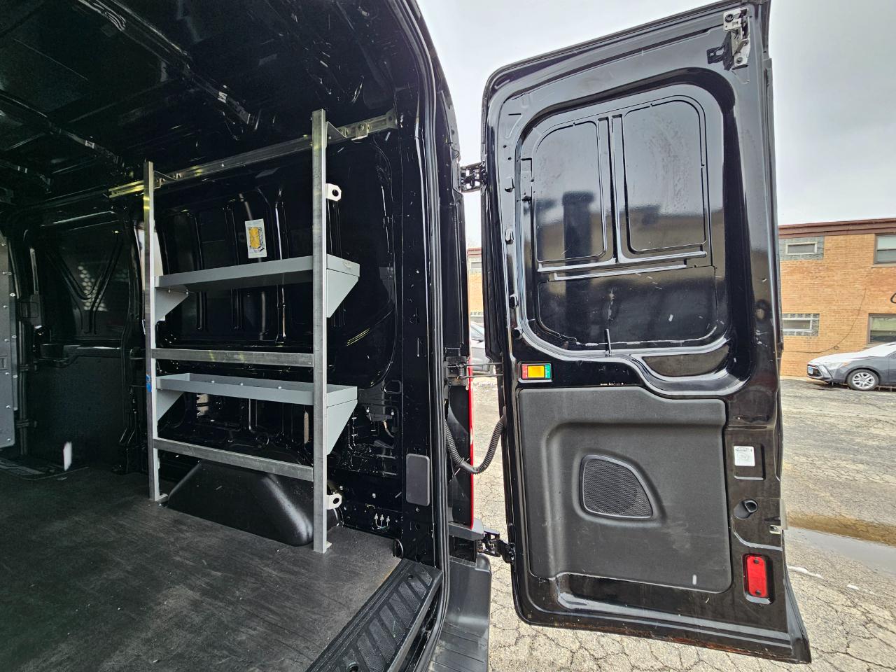 Ford Transit Cargo Van T-250 148" Med Rf 9000 GVWR Sliding RH Dr 2016