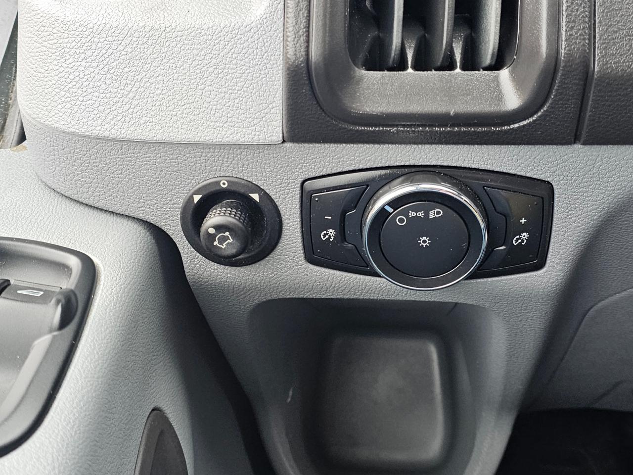 Ford Transit Cargo Van T-250 148" Med Rf 9000 GVWR Sliding RH Dr 2016