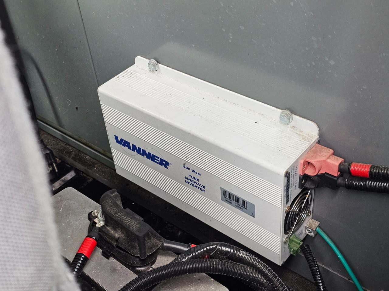 Ford Transit Cargo Van T-250 148" Med Rf 9000 GVWR Sliding RH Dr 2016