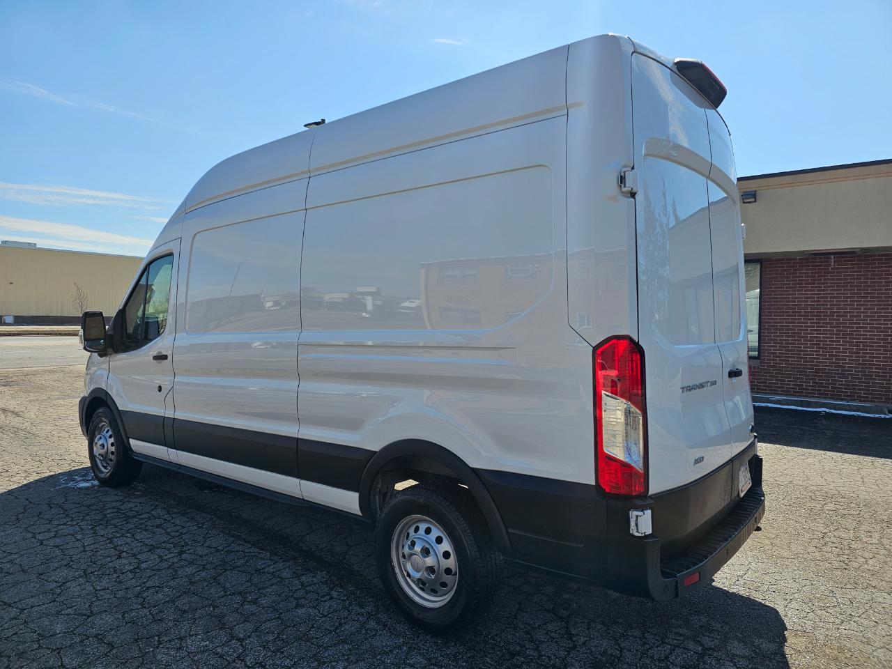 Ford Transit Cargo Van T-350 148" Hi Rf 9500 GVWR AWD 2022