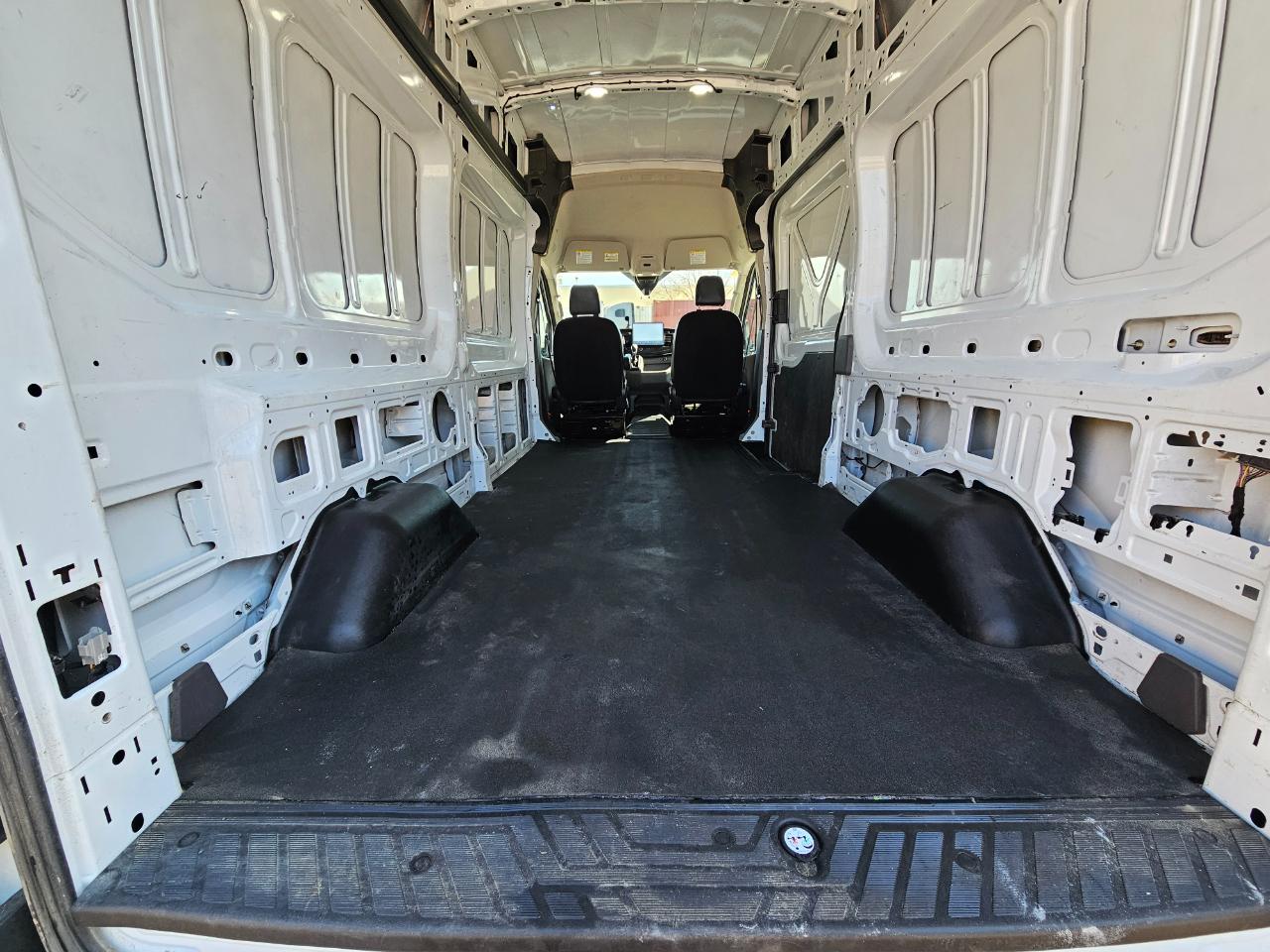 Ford Transit Cargo Van T-350 148" Hi Rf 9500 GVWR AWD 2022