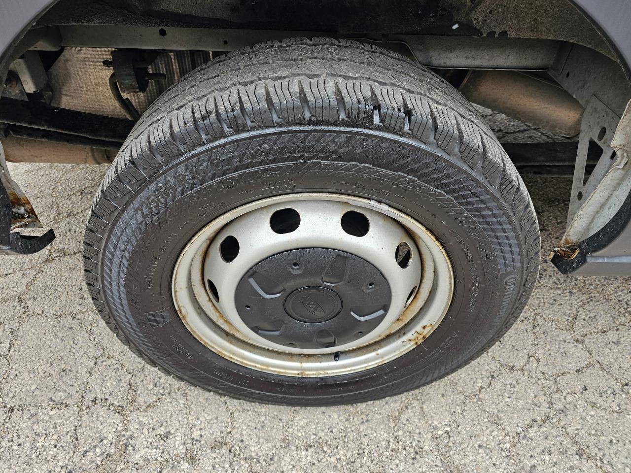 Ford Transit Van T-250 148" Med Rf 9000 GVWR Sliding RH Dr 2018