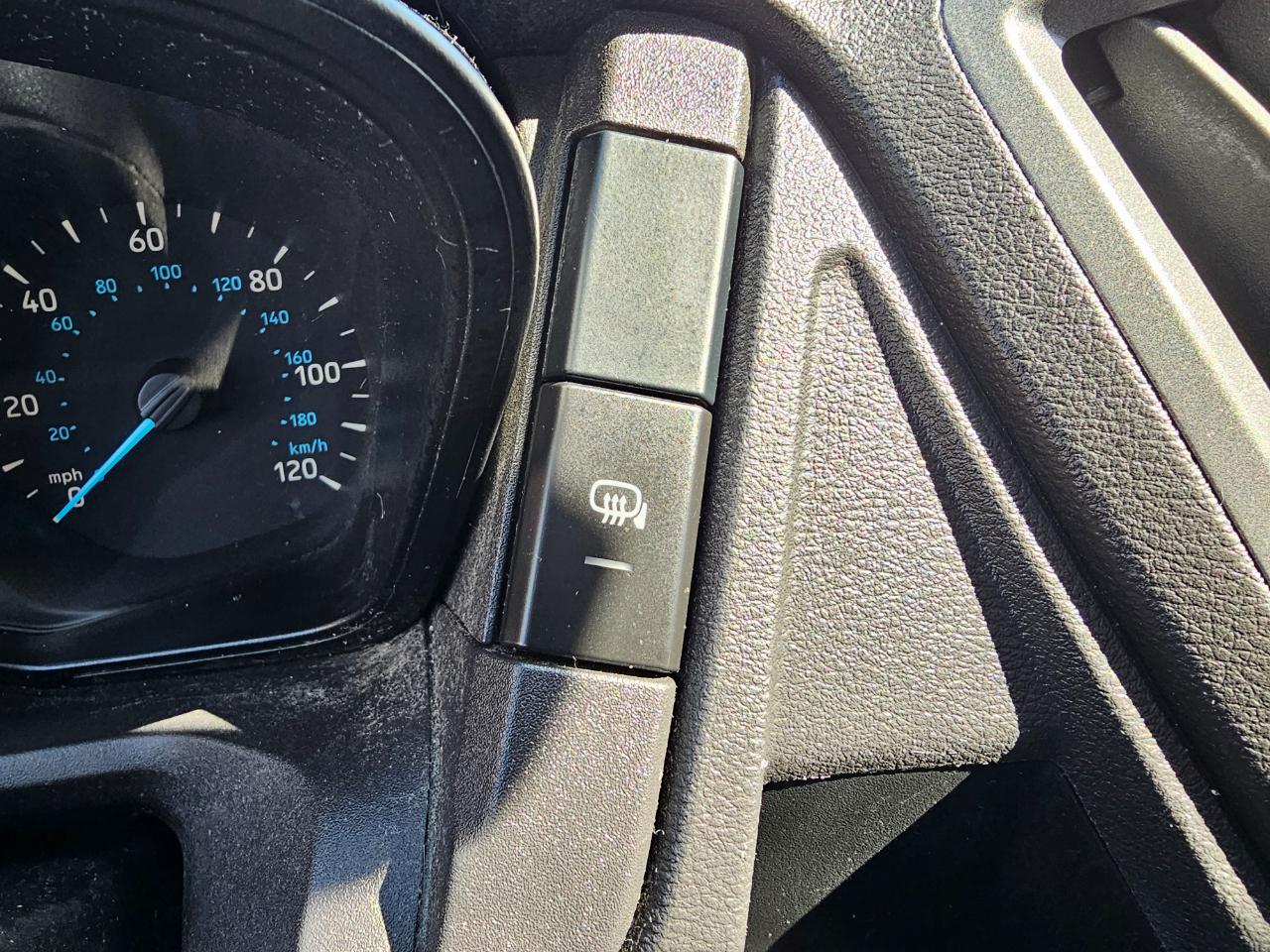 Ford Transit Van T-250 148" Med Rf 9000 GVWR Sliding RH Dr 2017