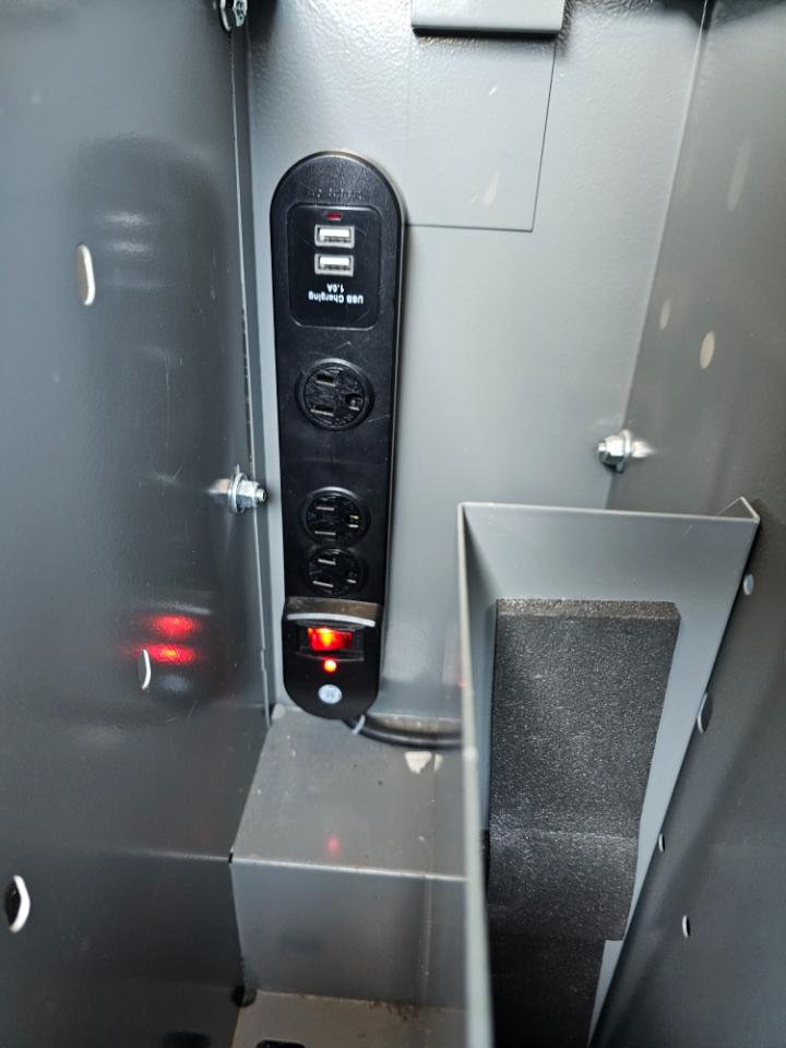 Ford Transit Van T-250 148" Med Rf 9000 GVWR Sliding RH Dr 2017