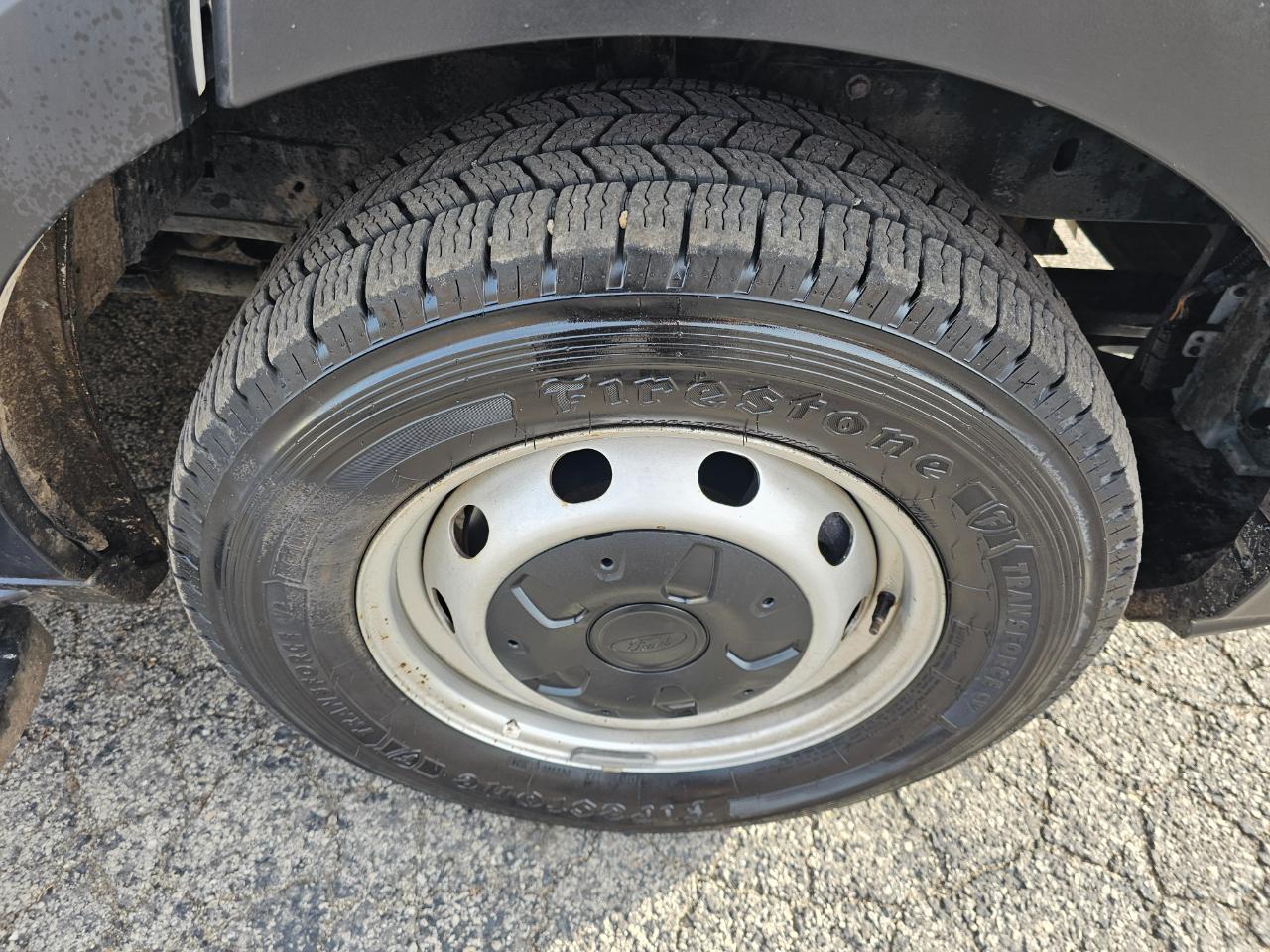 Ford Transit Passenger Wagon T-350 148" Low Roof XLT RWD 2020