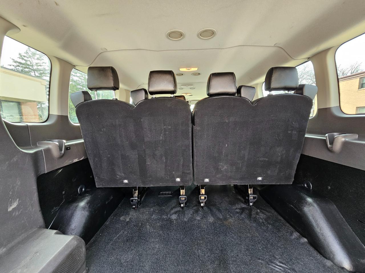 Ford Transit Passenger Wagon T-350 148" Low Roof XLT RWD 2020