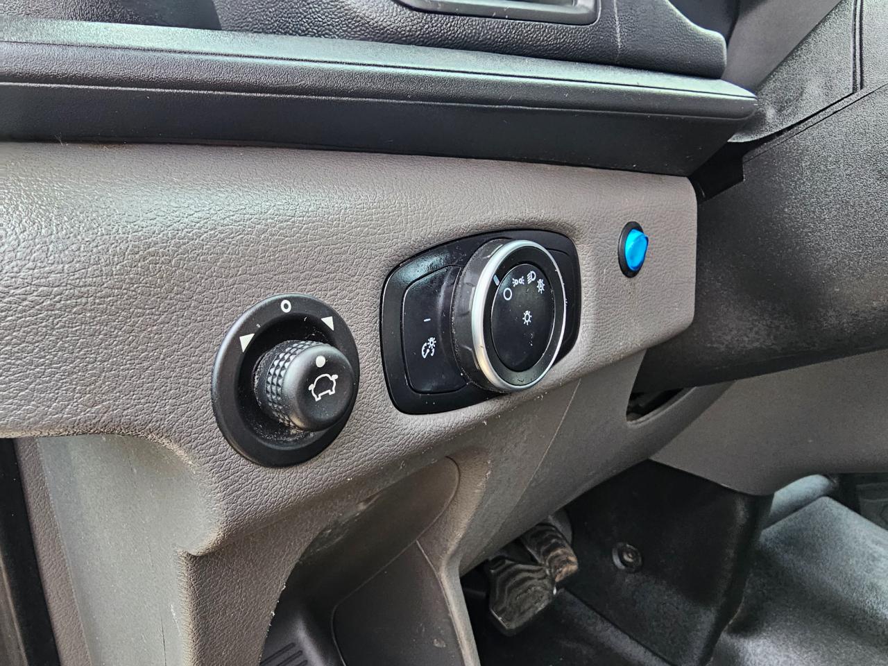 Ford Transit Passenger Wagon T-350 148" Low Roof XLT RWD 2020