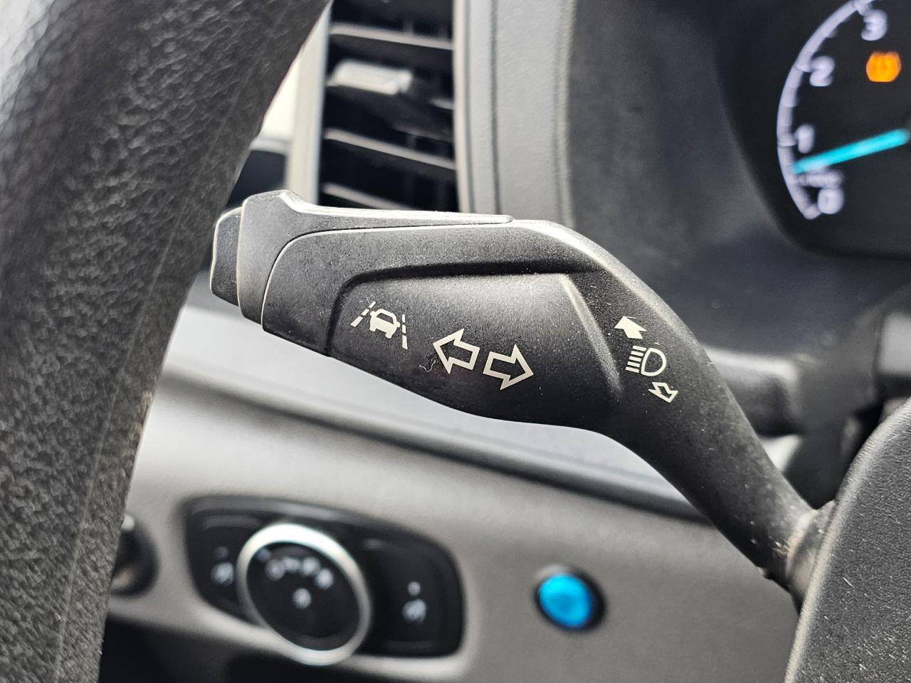 Ford Transit Passenger Wagon T-350 148" Low Roof XLT RWD 2020