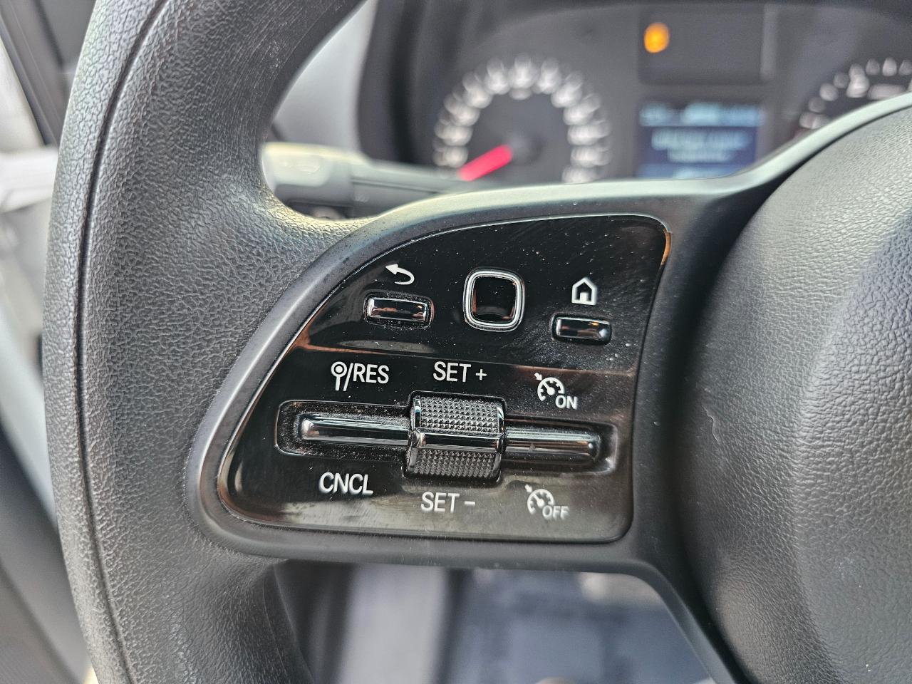 Mercedes-Benz Sprinter Cargo Van 2500 Standard Roof I4 Diesel 144" RWD 2023