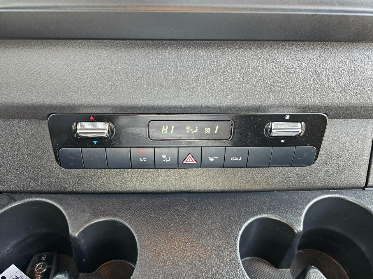 Mercedes-Benz Sprinter Cargo Van 2500 Standard Roof I4 Diesel 144" RWD 2023