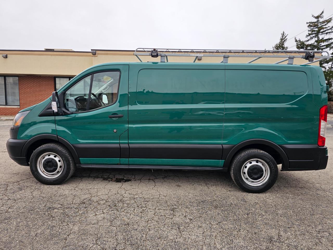 Ford Transit Van T-150 130" Low Rf 8600 GVWR Swing-Out RH Dr 2019