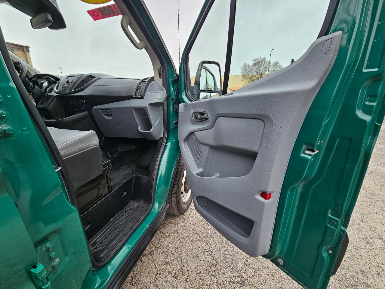 Ford Transit Van T-150 130" Low Rf 8600 GVWR Swing-Out RH Dr 2019