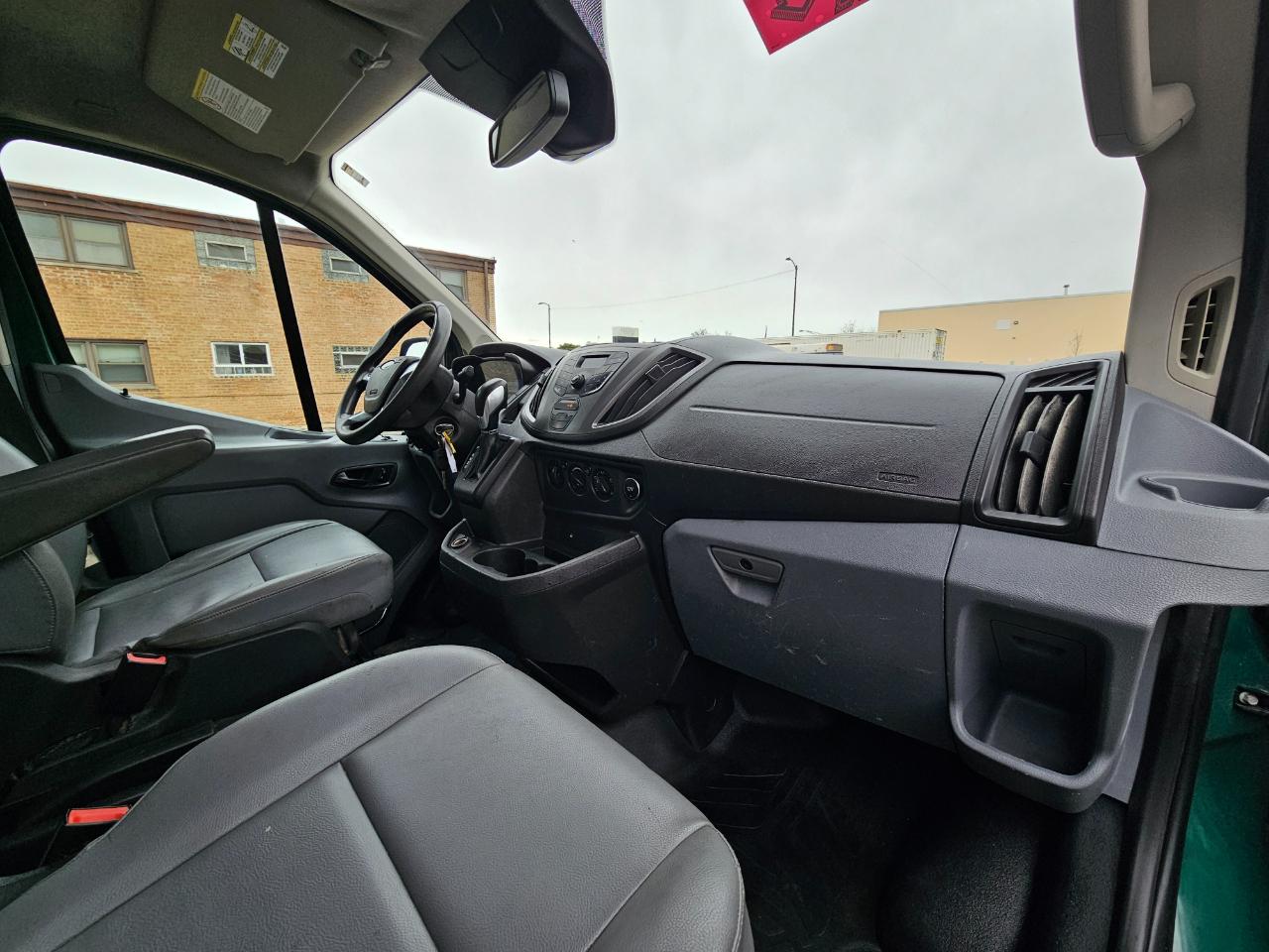 Ford Transit Van T-150 130" Low Rf 8600 GVWR Swing-Out RH Dr 2019