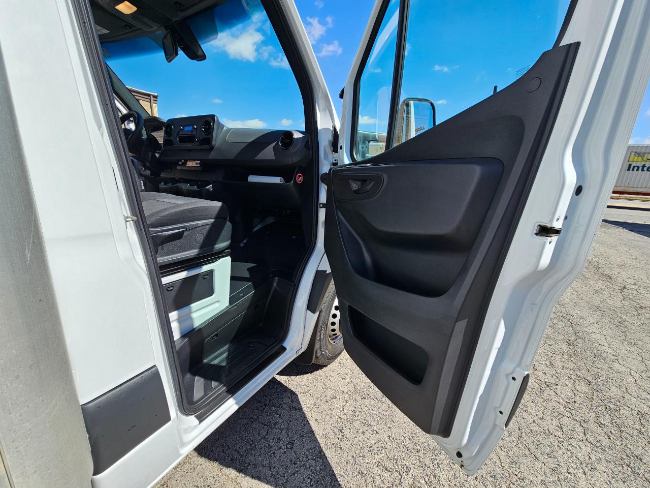 Mercedes-Benz Sprinter Cab Chassis 3500XD Standard Roof I4 Diesel HO 144" RWD 2023