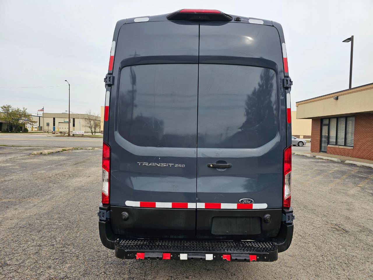 Ford Transit Van T-250 148" EL Hi Rf 9000 GVWR Sliding RH Dr 2019