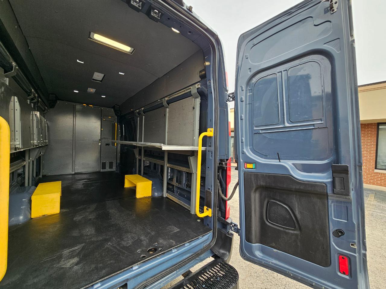Ford Transit Van T-250 148" EL Hi Rf 9000 GVWR Sliding RH Dr 2019