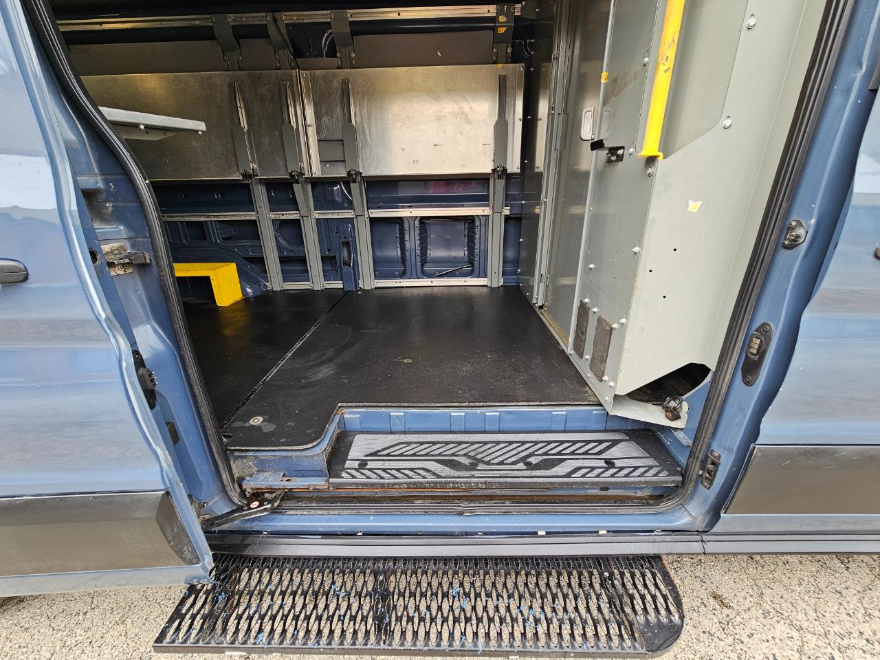 Ford Transit Van T-250 148" EL Hi Rf 9000 GVWR Sliding RH Dr 2019