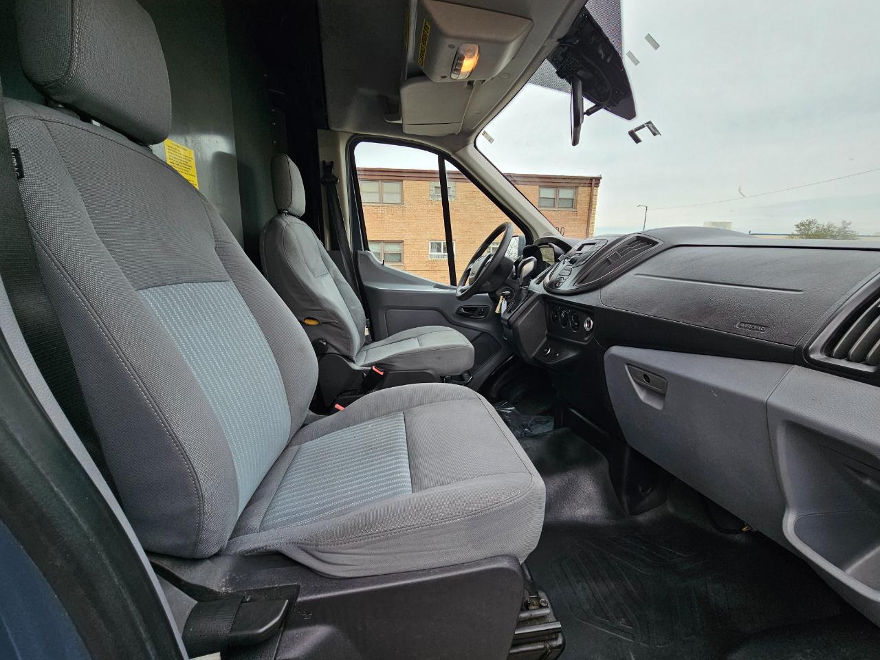 Ford Transit Van T-250 148" EL Hi Rf 9000 GVWR Sliding RH Dr 2019