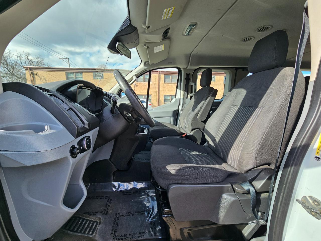 Ford Transit Wagon T-350 148" Low Roof XLT Swing-Out RH Dr 2016