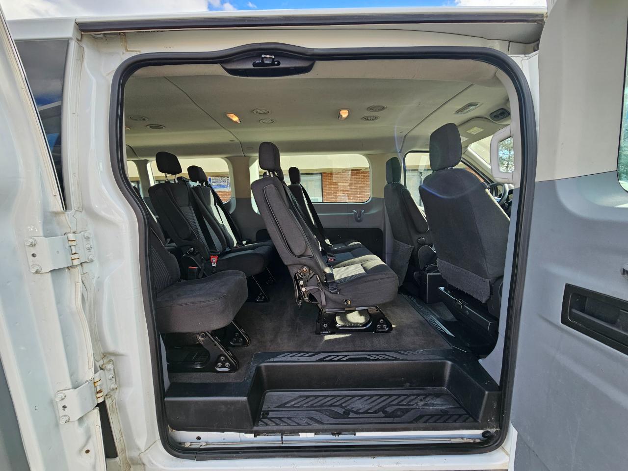 Ford Transit Wagon T-350 148" Low Roof XLT Swing-Out RH Dr 2016