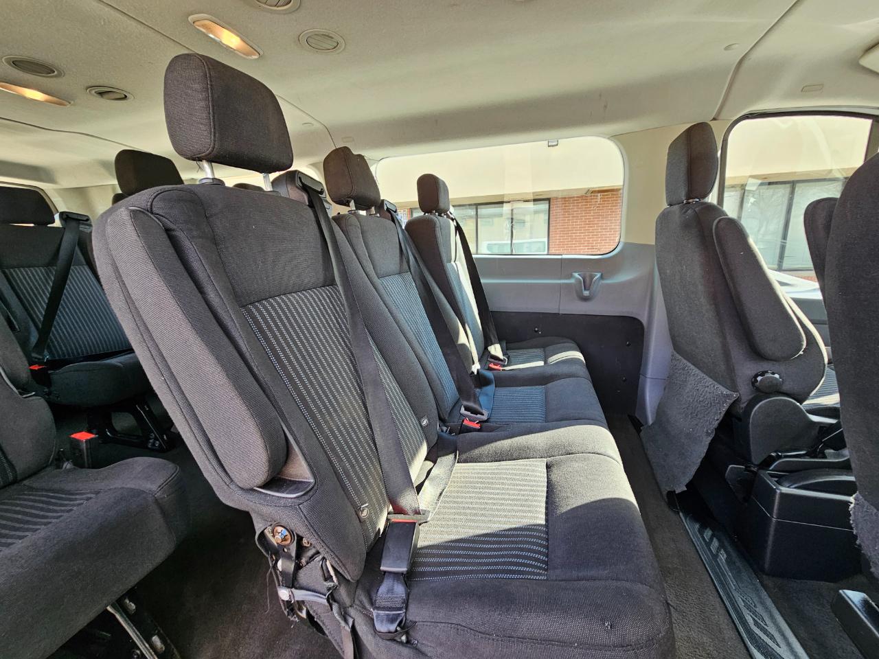 Ford Transit Wagon T-350 148" Low Roof XLT Swing-Out RH Dr 2016