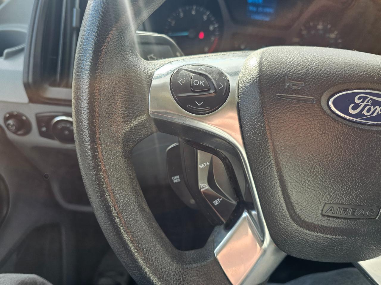 Ford Transit Wagon T-350 148" Low Roof XLT Swing-Out RH Dr 2016