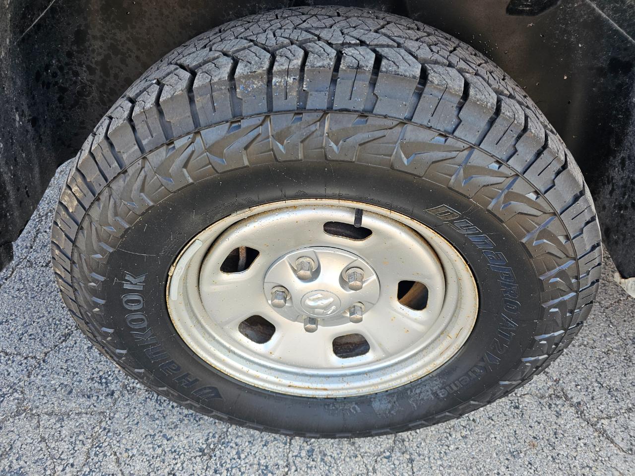 RAM 1500 Tradesman 4x4 Regular Cab 8' Box 2017