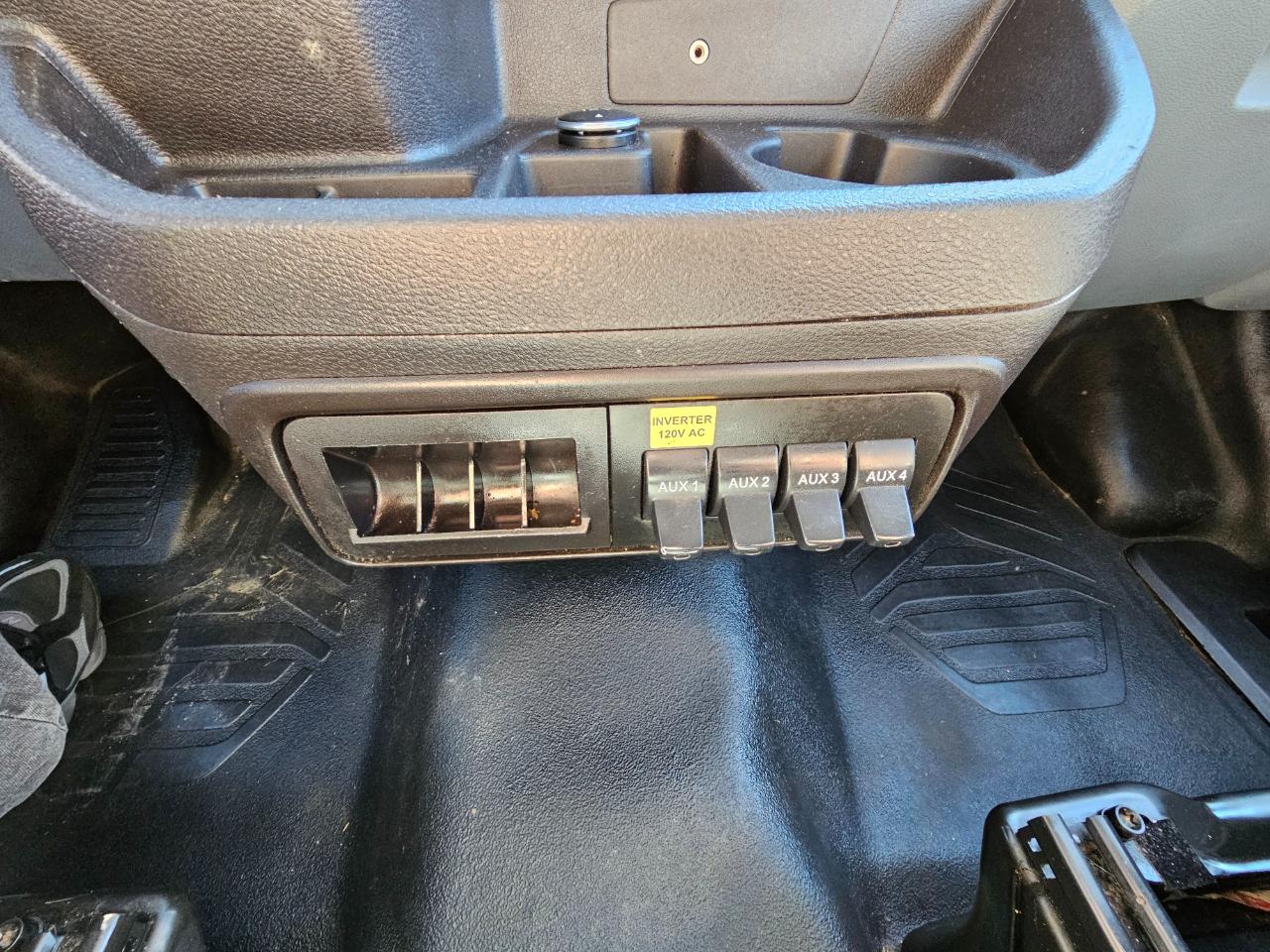 Ford Transit Van T-250 148" Med Rf 9000 GVWR Sliding RH Dr 2017