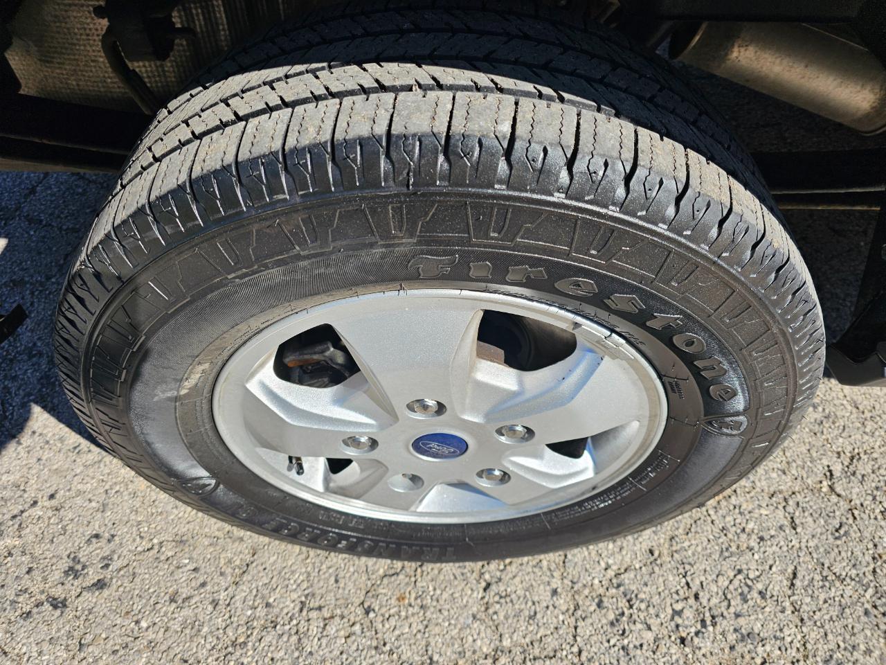 Ford Transit Van T-250 148" Med Rf 9000 GVWR Sliding RH Dr 2017