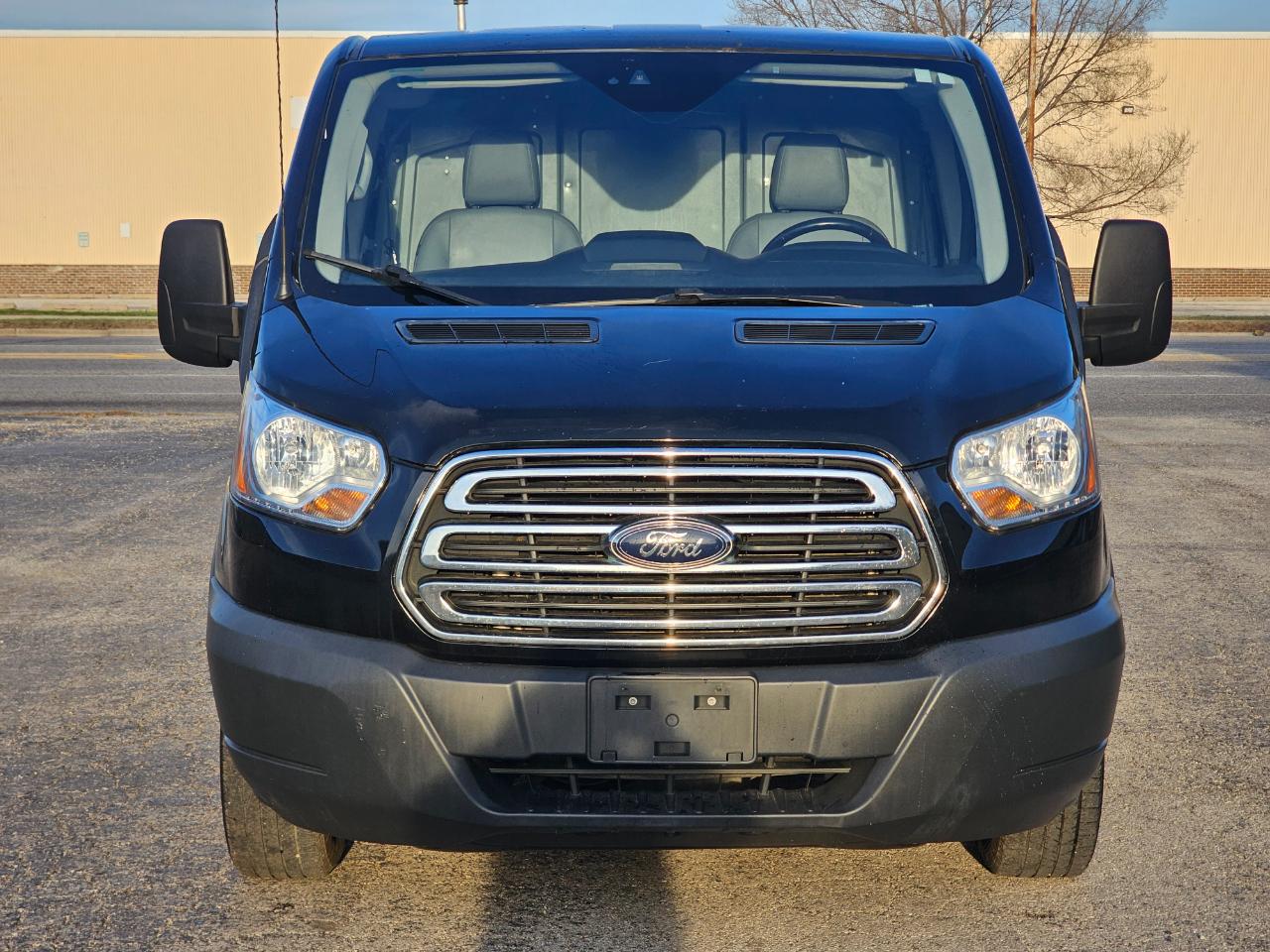 Ford Transit Van T-150 130" Low Rf 8600 GVWR Sliding RH Dr 2018