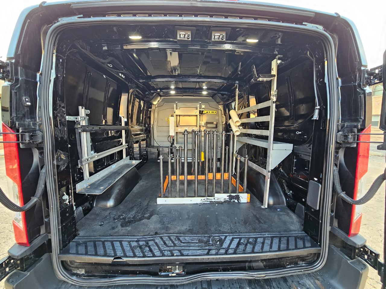 Ford Transit Van T-150 130" Low Rf 8600 GVWR Sliding RH Dr 2018