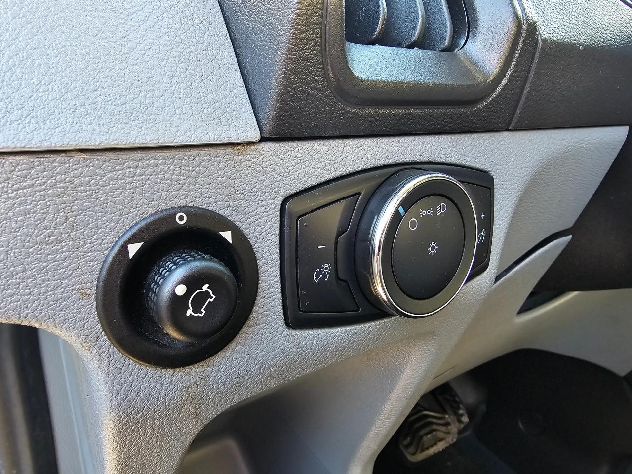 Ford Transit Van T-150 130" Low Rf 8600 GVWR Sliding RH Dr 2018