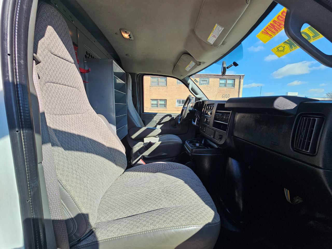 Chevrolet Express Cargo Van RWD 2500 155" 2017
