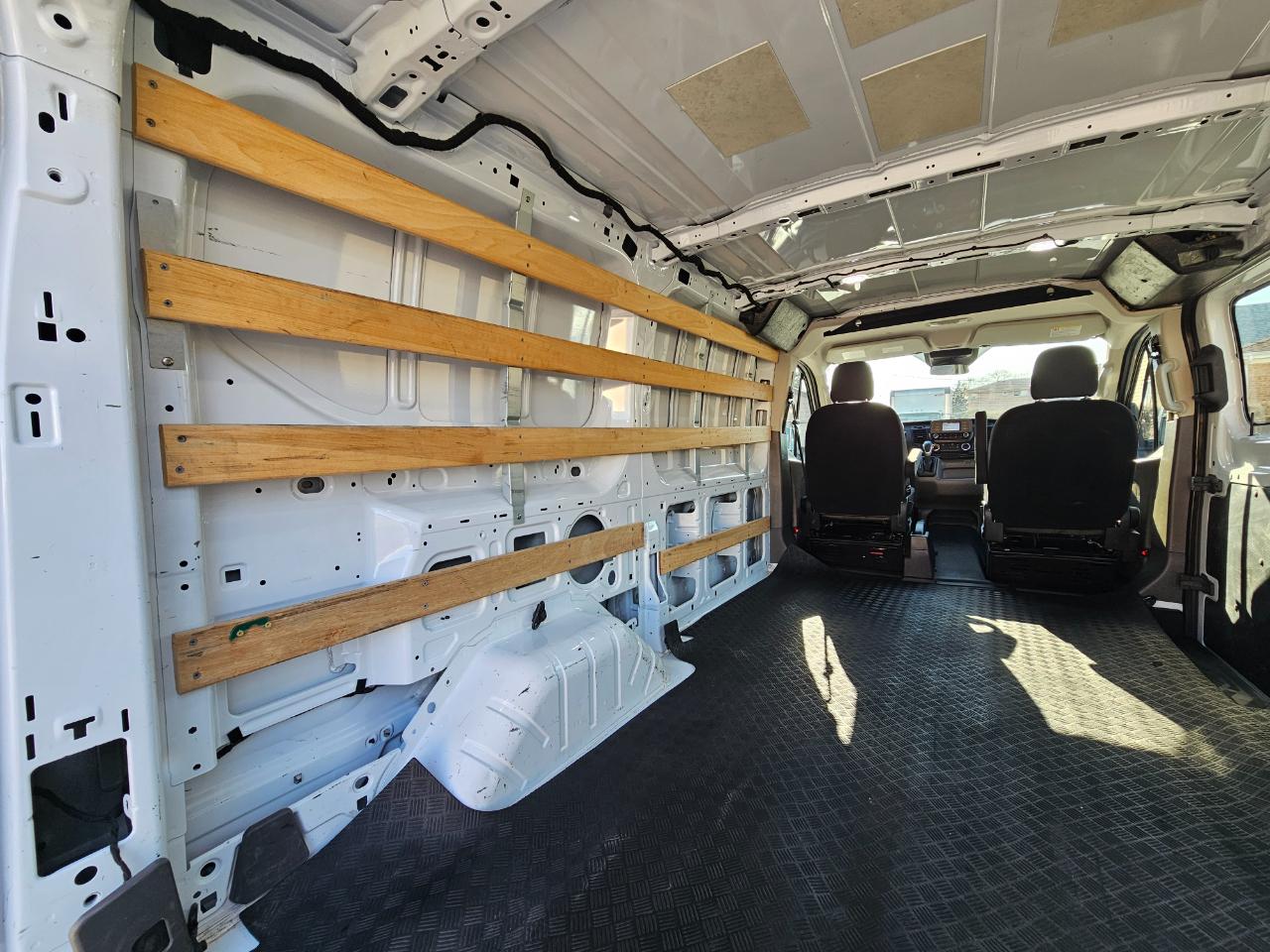 Ford Transit Cargo Van T-250 130" Low Rf 9070 GVWR RWD 2020