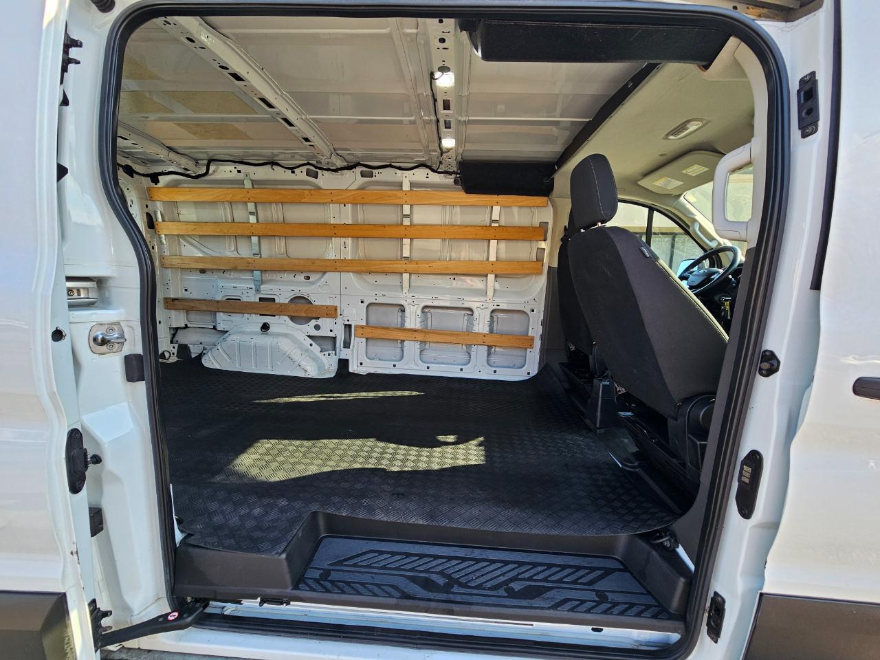 Ford Transit Cargo Van T-250 130" Low Rf 9070 GVWR RWD 2020