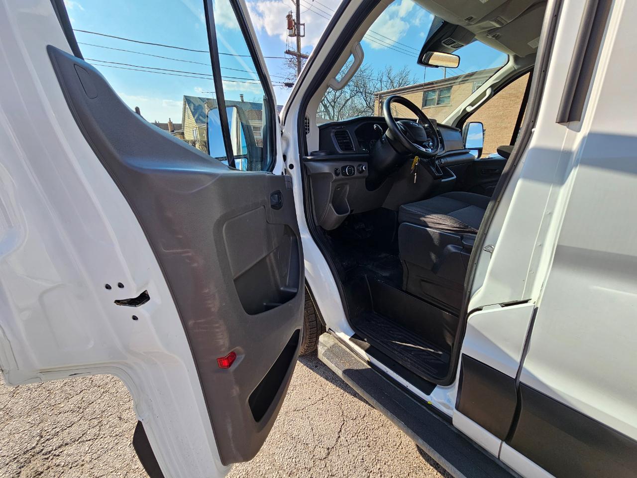 Ford Transit Cargo Van T-250 130" Low Rf 9070 GVWR RWD 2020