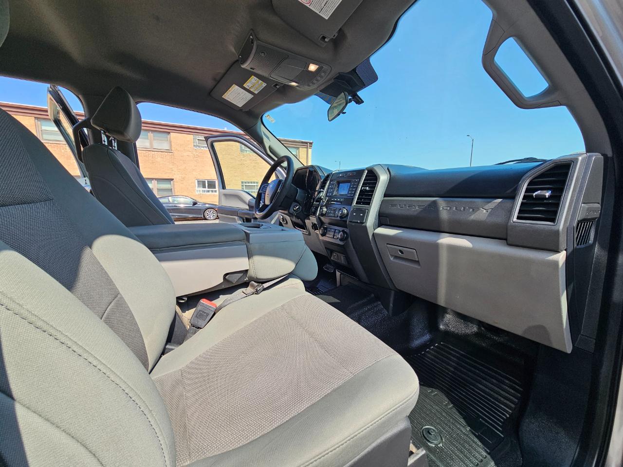 Ford Super Duty F-350 SRW Crew Cab 176" WB XL 4WD 2021