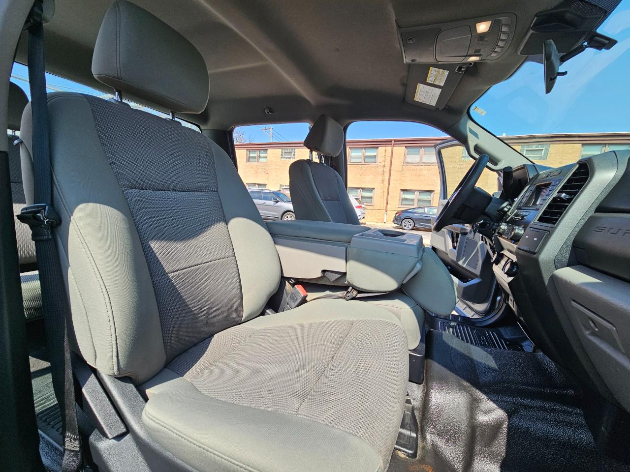 Ford Super Duty F-350 SRW Crew Cab 176" WB XL 4WD 2021