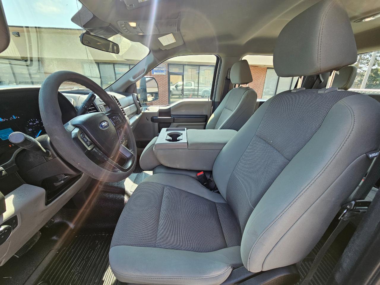 Ford Super Duty F-350 SRW Crew Cab 176" WB XL 4WD 2021