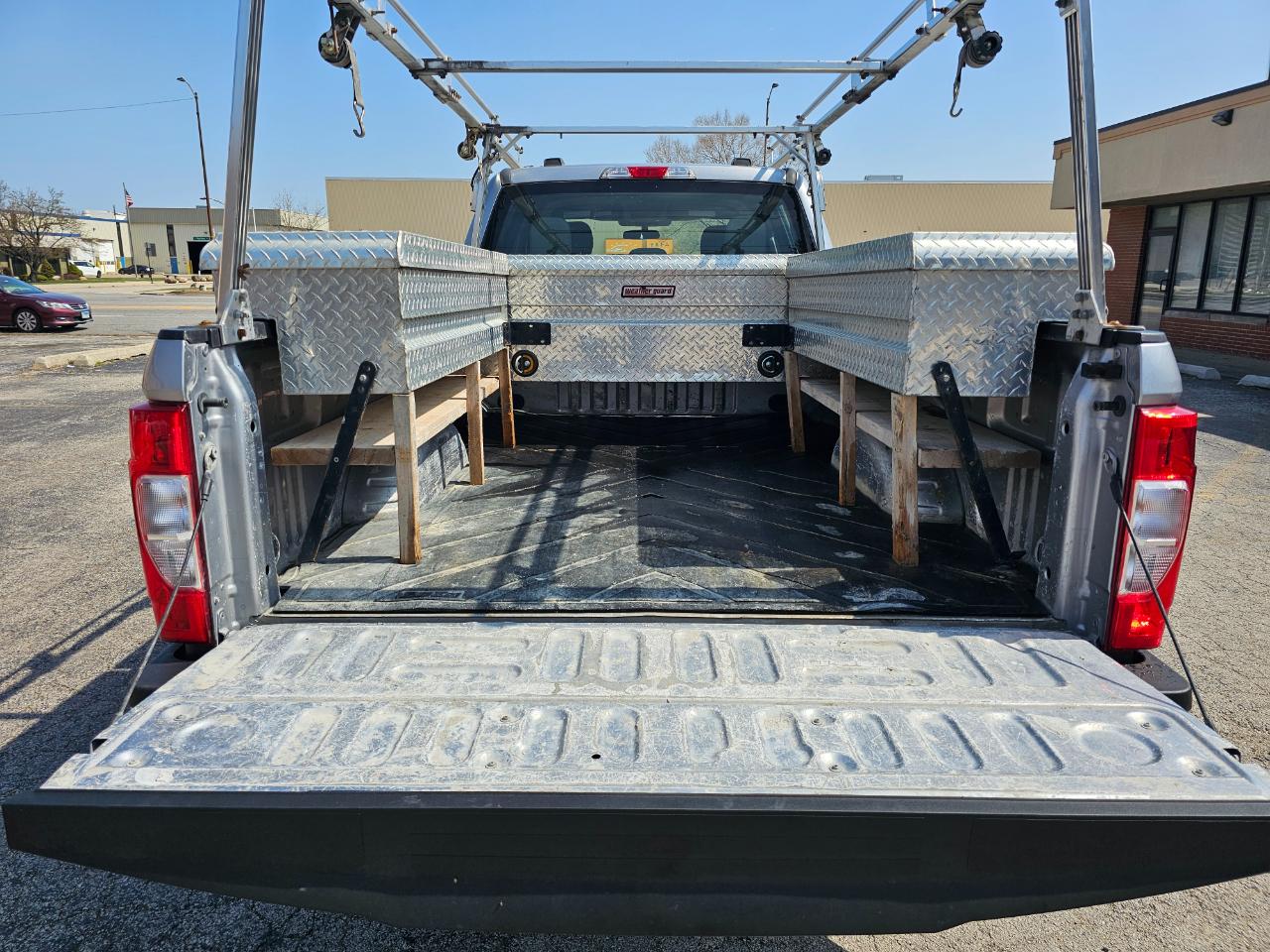 Ford Super Duty F-350 SRW Crew Cab 176" WB XL 4WD 2021