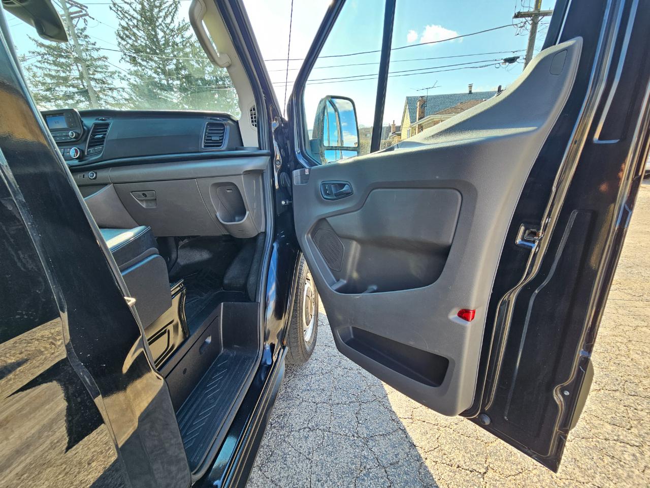 Ford Transit Cargo Van T-250 148" EL Hi Rf 9070 GVWR RWD 2020